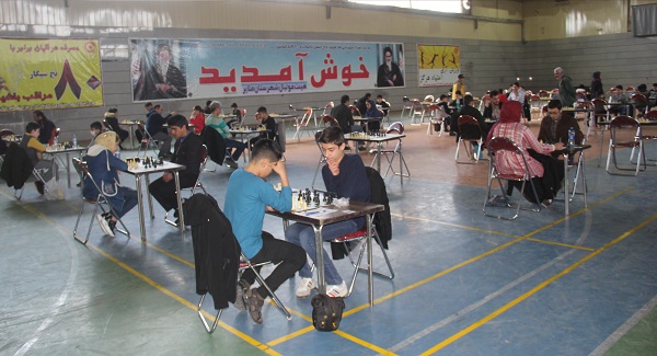  به همت شهرداری ملایر چهارمین دوره مسابقات شطرنج جام کریم خان زند آغاز گردید